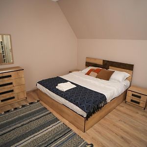 Grandpa House - Studio App.2